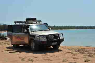 Venture North 4WD Tour Vehicles