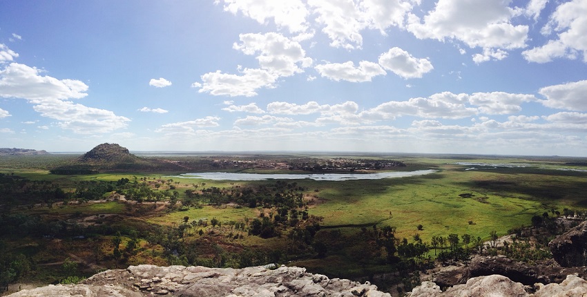 view-from-injalak-hill-gunbalanya